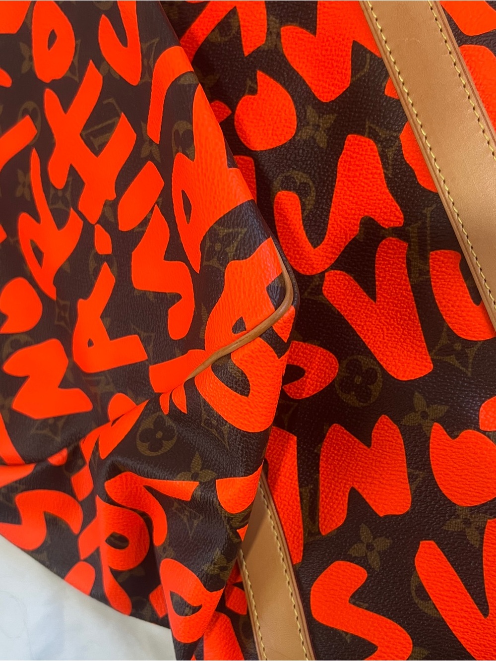 Louis Vuitton Keepall Graffiti Limited Edition - Picture 11 of 15
